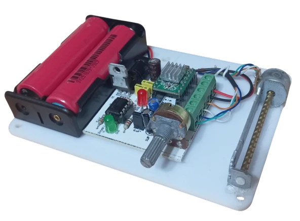 Step Motor Hız Yön Kontrol Pilli Öğrenci Deney Devresi ürün görseli
