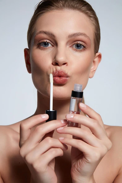 NEW WELL Transparent Lipgloss 01-şeffaf Dudak Parlatıcısı 8 ml - 4