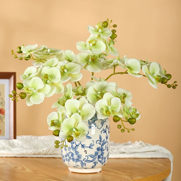 Yapay Phalaenopsis Orkide Aranjmanı - Yeşil 6 Dal 5 Başlı Porselen Vazosu ile