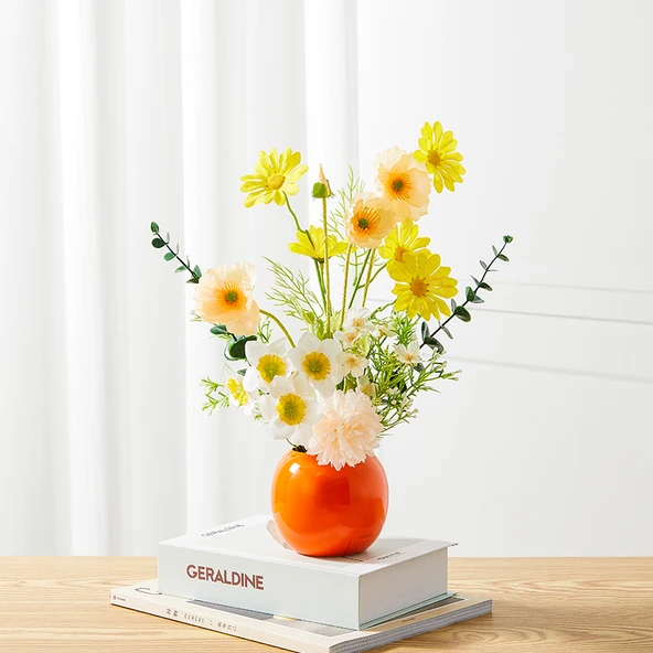 Vazoda Yapay Çiçek Aranjmanı - Kırmızı Vazo Sarı ve Beyaz Çiçekler - Resim 3