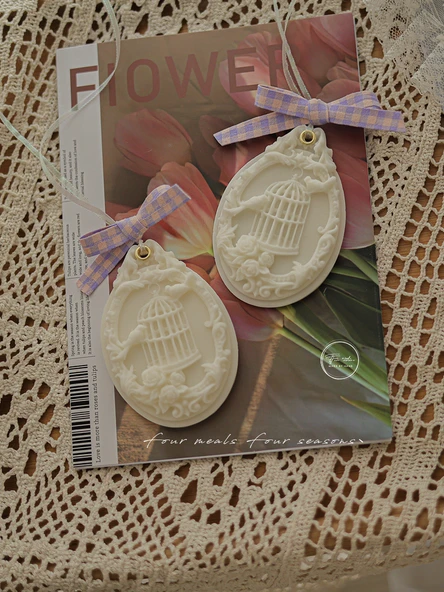 Alevsiz Oda Kokusu Mum Kolye - Beyaz Frezya Hikaye Koleksiyonu - Resim 2