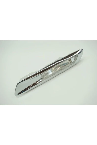 KARparts Bmw F10 Sağ Ön Çamurluk Sinyalı Krom Çerçeveli 63137154168 - 1