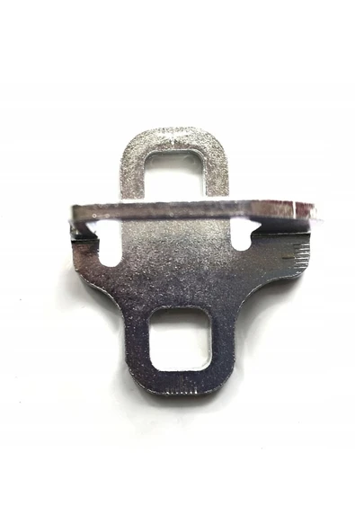KARparts W204 Bagaj Kilidi Karşılığı 2047580003 - 1