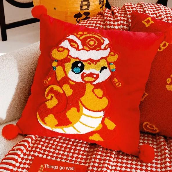 Yılan Yılı Para Gönderme Kare Nakışlı Yastık Kılıfı - 45x45cm - İç Dolgulu