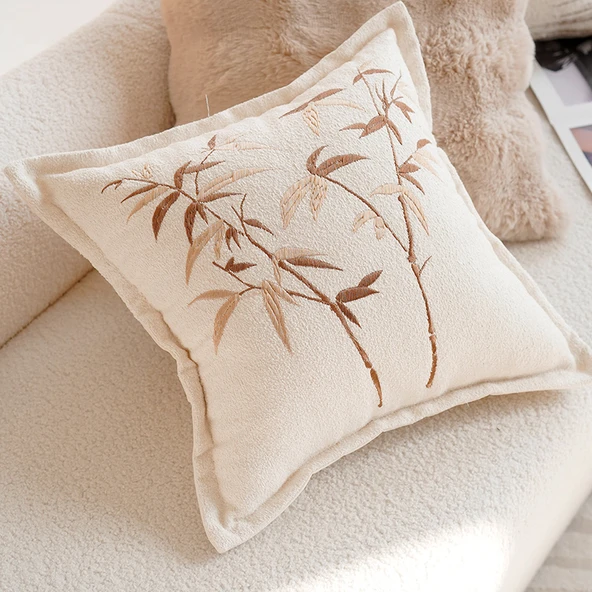 Geniş Kenarlı Kahverengi Bambu Yaprağı Desenli Yastık Kılıfı 45x45cm - Sadece Kılıf