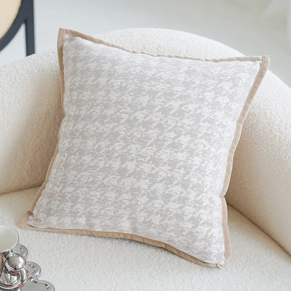 Çin Tarzı Nakışlı Kadife Yastık Kılıfı - Haki Yanı Süt Beyazı Büyük Kazayağı Desenli Kare 45x45cm - Kılıf + İç Dolgu