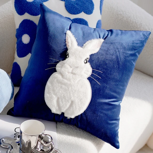 İskandinav Modern Peluş Hayvan Çiçek Minder - Tavşan Kürkü Çömelen Tavşan Mavi 45x45 - Sadece Kılıf