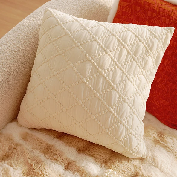 Krem Beyaz Kapitone İçbükey-Dışbükey Kare Yastık Kılıfı ve İç Dolgusu - 45x45cm - 1