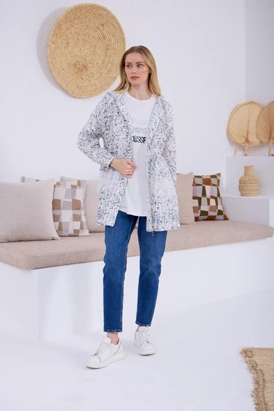 DANTEL DETAYLI DESENLİ TAKIM