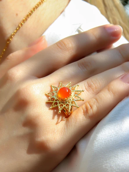 Doğal Taş Akik Doğal Taşlı Yıldız Model Telkari Kadın Ayarlanabilir Altın Kaplama Yüzük euy60ag ürün görseli