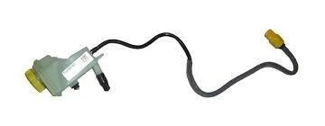 DİREKSİYON HİDROLİK DEPOSU KAPAKLI HORTUMLU FORD FIESTA 02-08 ürün görseli