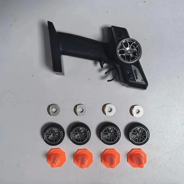 1:16 Hızlı Drift Şarjlı Siyah Spor Araba 4x4 RC Uzaktan kumandalı Yarış Aracı 40 Km/s Hızında Hediyelik Oyuncak - 4