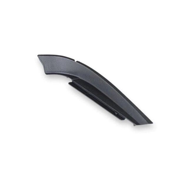 VW Jetta 2006-2011 Sağ Ön Çamurluk Üst Uç Plastik 1K5819448 - 2