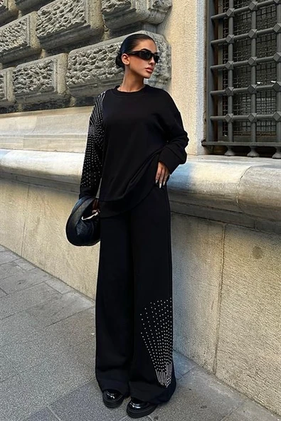 Gümüş Taşlı Detaylı ve Bisiklet Yaka Uzun Kollu Oversize Kadın Bluz Pantolon Takımı (2 Parça) Siyah - 4