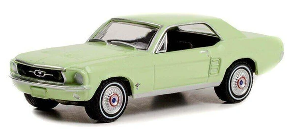 GreenLight 1967 Ford Mustang Coupe Goodro "The She Country" 1:64 Model Araba