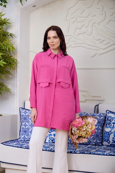 ÇİFT YAKALI TAŞLI GÖMLEK