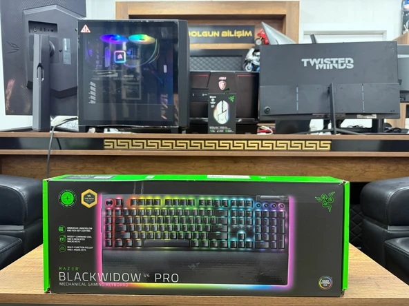 Razer BlackWidow V4 Pro RGB Green Switch Türkçe Q Kablolu Mekanik Oyuncu Klavyesi (İKİNCİ EL)