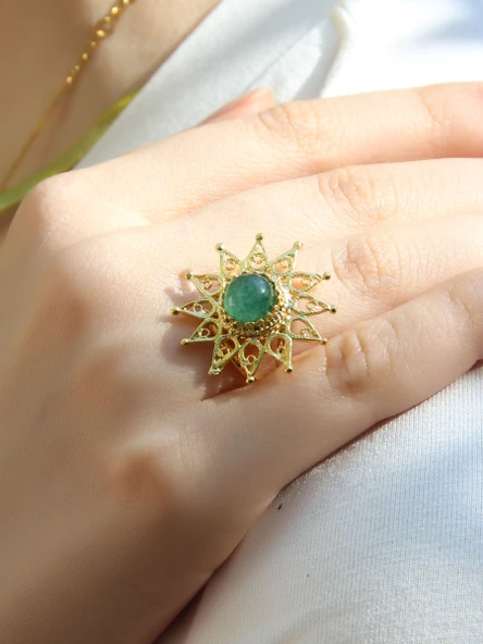 Doğal Taş Yeşil Akik Doğal Taşlı Yıldız Model Telkari Kadın Ayarlanabilir Altın Kaplama Yüzük euy60yag ürün görseli