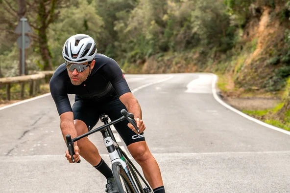 Kask Elemento Yol Bisiklet Kaskı Beyaz Large - Resim 7