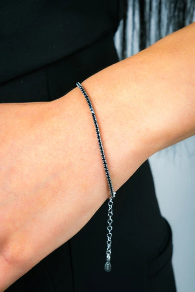 925 Ayar Gümüş Zirkon Taşlı Siyah Su Yolu Kadın Bileklik - 3