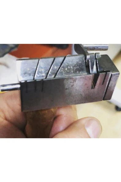 Arteks Teknik Dört Farklı Açıdan Kesme El Mengenesi