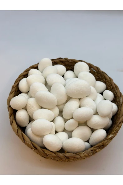 KÖKNAR KAYISI ÇEKİRDEĞİ ŞEKERİ 1 KG