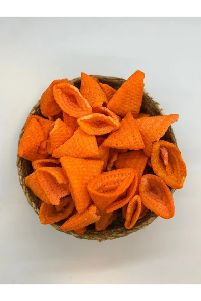 KÖKNAR KETÇAPLI MISIR CİPSİ PİRAMİT 1 KG