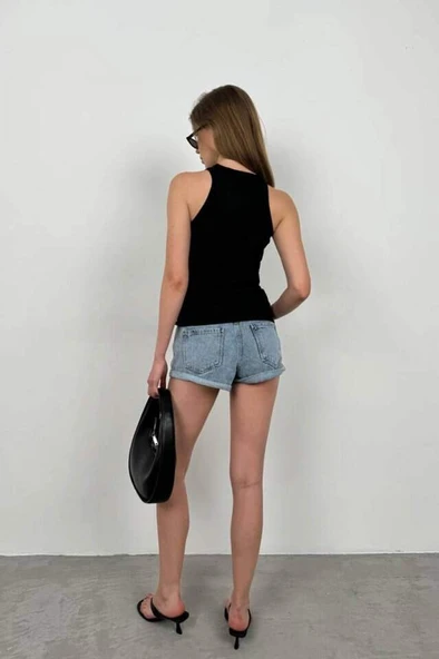 Halter Yaka Göğüs Detay Bluz - 3