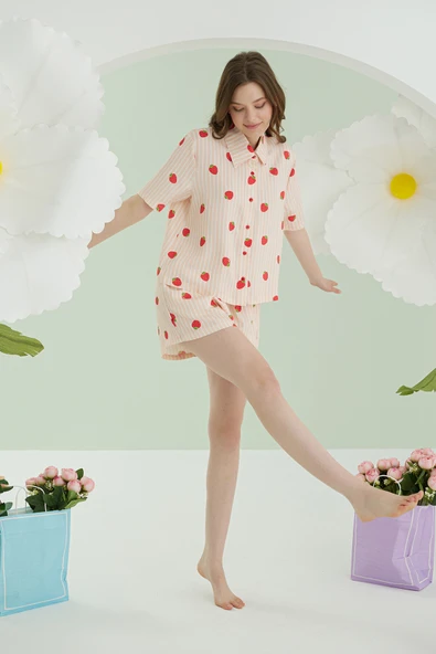 Turuncu Çilekli Şortlu Önden Düğmeli Pijama Takımı - 4
