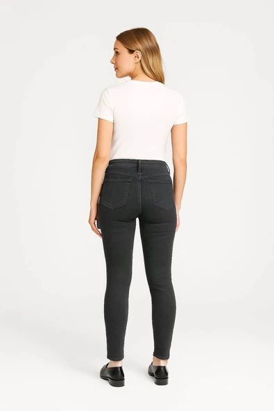 Kadın Skinny Fit Dar Paça Likralı Antrasit Jean Pantolon