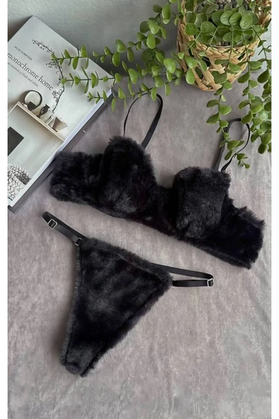 Peluş Iç Çamaşırı Tanga Takımı ürün görseli