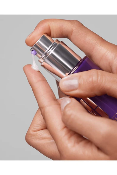 CLİNİQUE Smart Clinical Repair™ Çizgi Ve Kırışıklık Görünümü Karşıtı Serum 50ml | Retinoid, Hyalüronik Asit - Resim 2