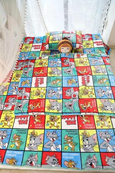 Tom ve Jerry Desenli Battaniye - 200x200cm