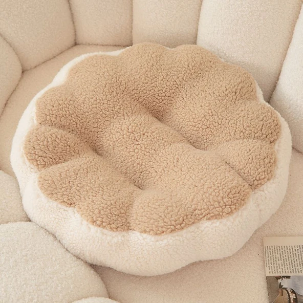 Makaron Stil Peluş Minder - Sütlü Kahve - 40cm