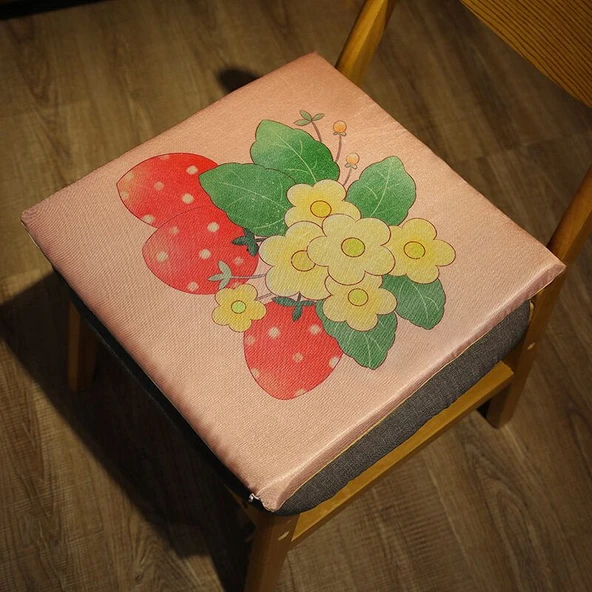 Buz İpek Peluş Kare Minder - Çilek Çiçek Desenli 40x40cm - UPS440402046