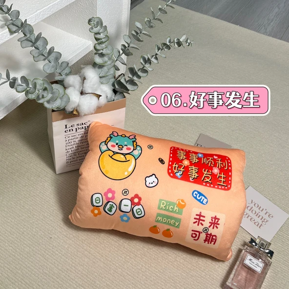 Şanslı Peluş El Isıtıcı Yastık - İyi Şeyler Olur 30x20x10cm