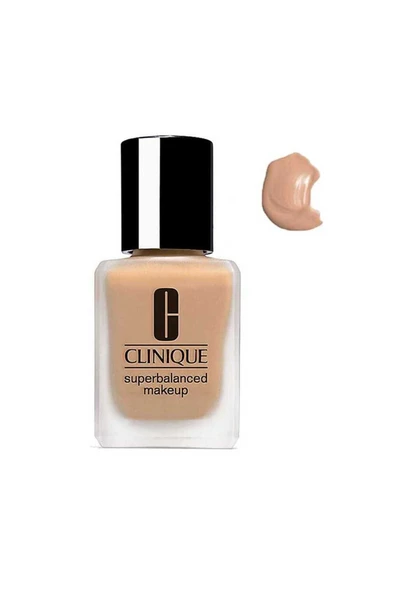 CLİNİQUE Superbalanced Karma/Yağlı Ciltler İçin Fondöten - Petal 30ml | Mat & Doğal Bitiş