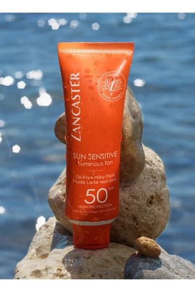 LANCASTER Sun Sensitive Oil-free Milky Fluid Spf50 .50Ml Renewal216 - 4