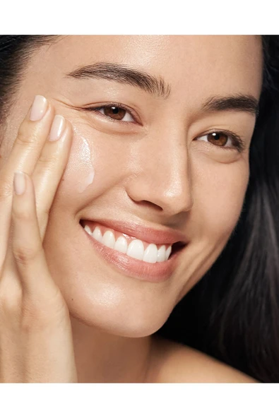 CLİNİQUE Moisture Surge™ Intense 72 Saat Nem Koruma Teknolojili Yoğun Nemlendirici Yüz Kremi 50 ml - 7