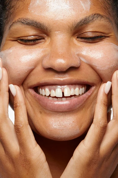 CLİNİQUE Anti-Blemish Solutions™ Yağlı, Sivilce Eğilimli Ciltler İçin Nemlendirici Krem 50ml | Salisilik Asit - 4