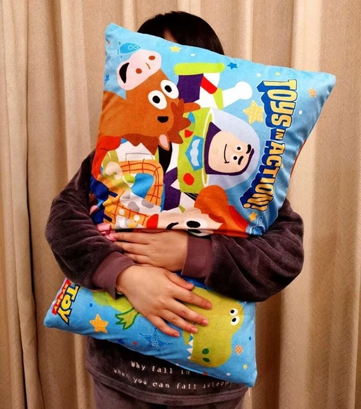 Toy Story Çizgi Film Yastık Kılıfı - Mavi Yıldızlar (Kadife) 40x60cm
