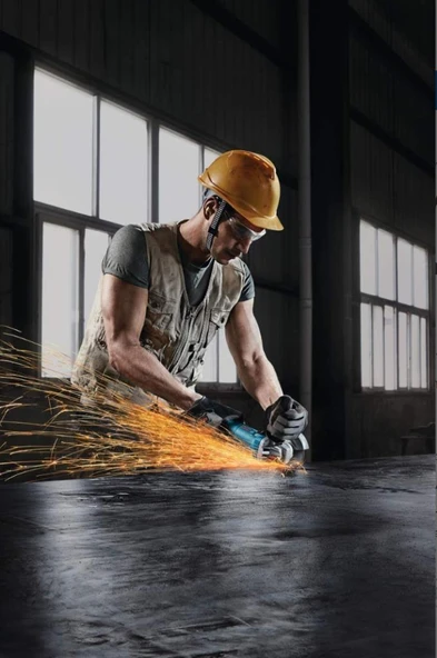 Bosch GWS 9-115 900 W Avuç Taşlama Makinesi - 2