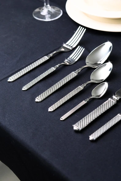 Lugga Linda Sade Çatal Kaşık Bıçak Takımı 12 Kişilik 84 Parça - 10