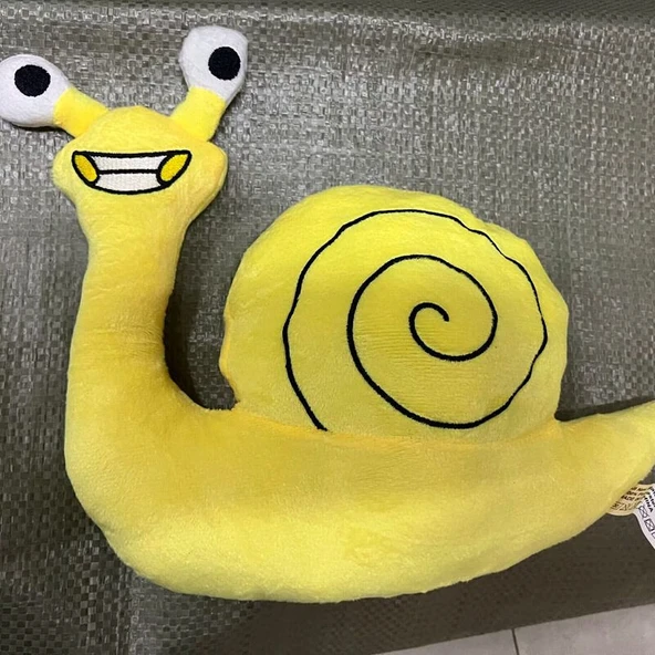 Kırmızı Banban Bahçesi Peluş Oyuncak Bebek - 20cm - 8