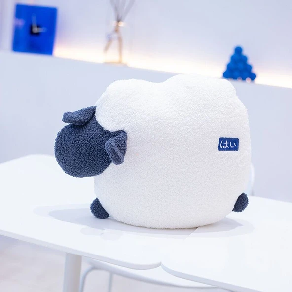 Kuzu Koyun Peluş Yastık 40cm