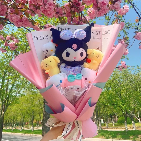 Kuromi Peluş Buket - 5 Kuromi 45x45cm - 12