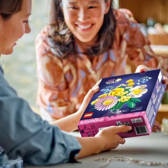 LEGO 10347  Botanicals Küçük Sarı Buket - 9 Yaş & Üzeri Çocuklar için Çiçek Model Yapım Seti (373 Parça) - 7