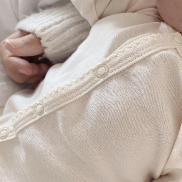 Naturaborn GOTS Organik Sertifikalı Patikli Kroşetalı Bebek Uyku Tulumu - Resim 7