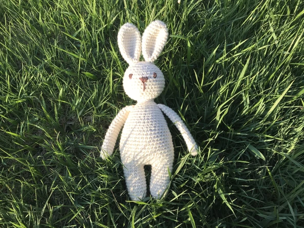 Naturaborn Natural amigurumi el örgüsü oyuncak tavşan