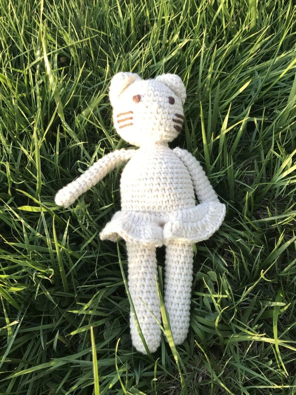 Naturaborn Natural amigurumi el örgüsü oyuncak etekli kedicik - 2